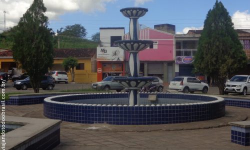 Alagoa Grande - Chafariz na Praça Coronel Elísio Sobreira