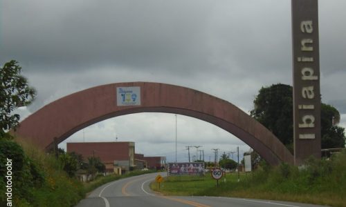 Ibiapina - Portal na entrada da cidade