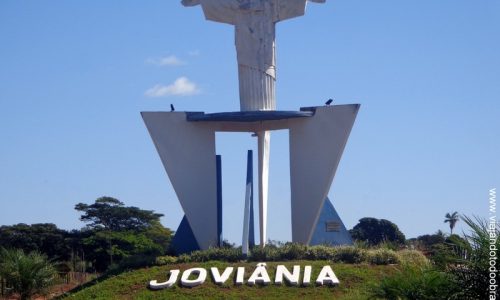 Joviânia - Letreiro na entrada da cidade