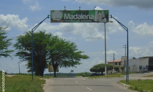 Madalena - Letreiro na entrada da cidade