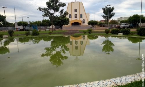 Mozarlândia - Igreja Matriz de Nossa Senhora do Perpétuo Socorro