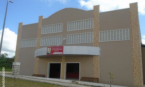 Novo Oriente - Quadra Poliesportiva Francisco de Oliveira Silva