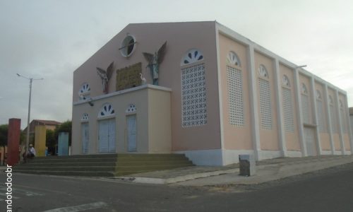 Saboeiro - Igreja da Sagrada Família