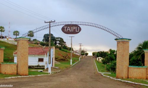 Taipu - Pórtico na entrada da cidade