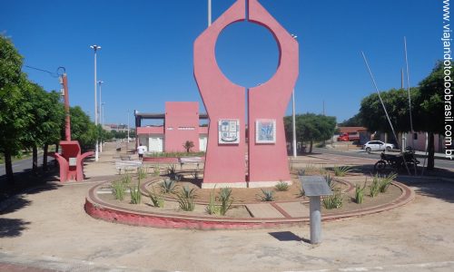 Upanema - Monumento em homenagem ao Cinquentenário