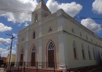 Macaparana - Igreja Nossa Sanhora do Amparo
