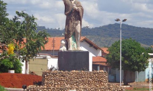 São João da Paraúna - Imagem em homenagem a São João Batista